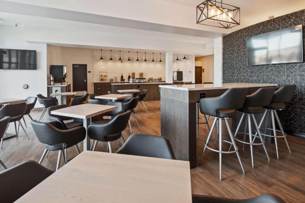 Best Western Plus Morden Luaran gambar