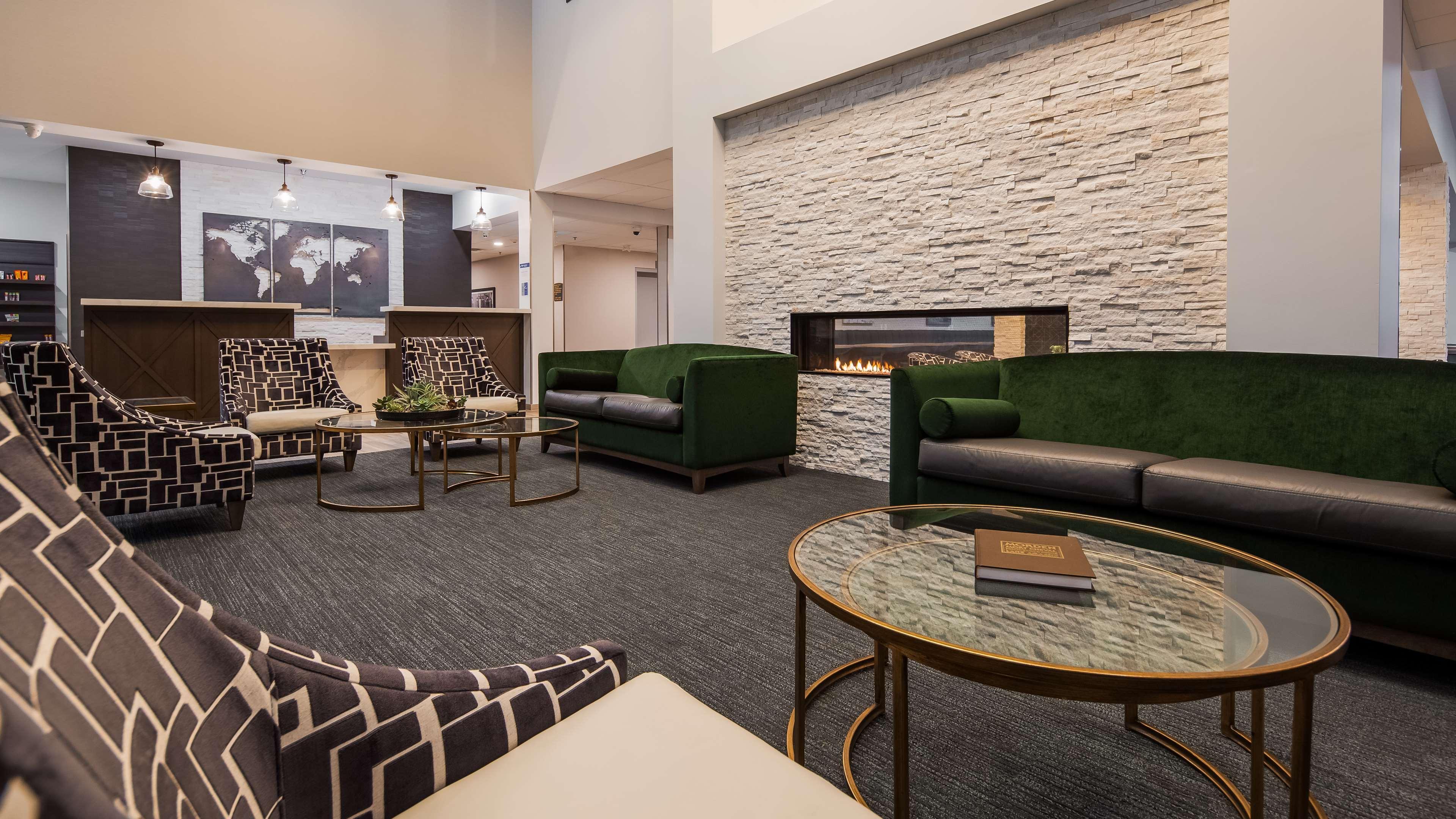 Best Western Plus Morden Luaran gambar