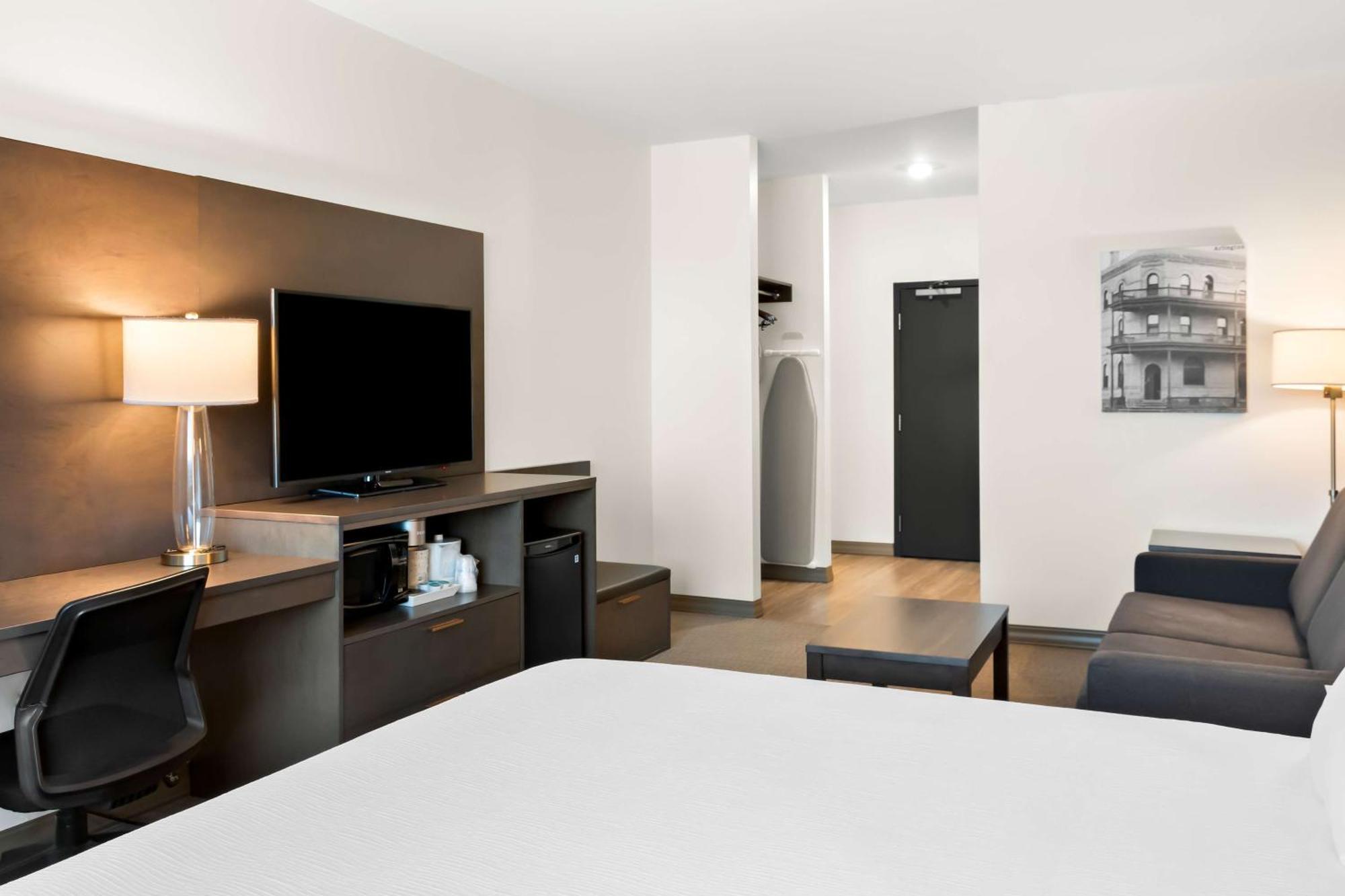 Best Western Plus Morden Luaran gambar