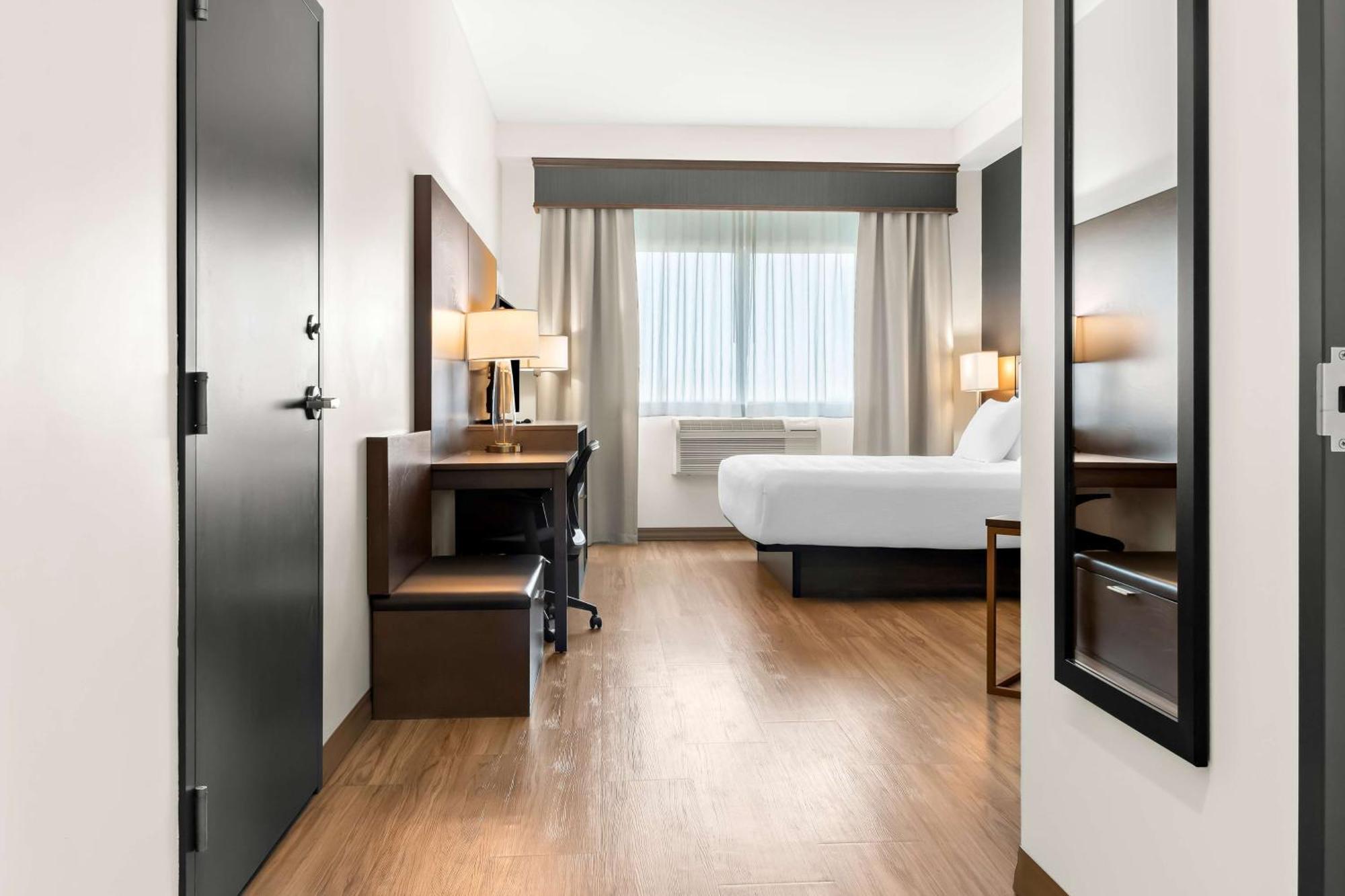 Best Western Plus Morden Luaran gambar