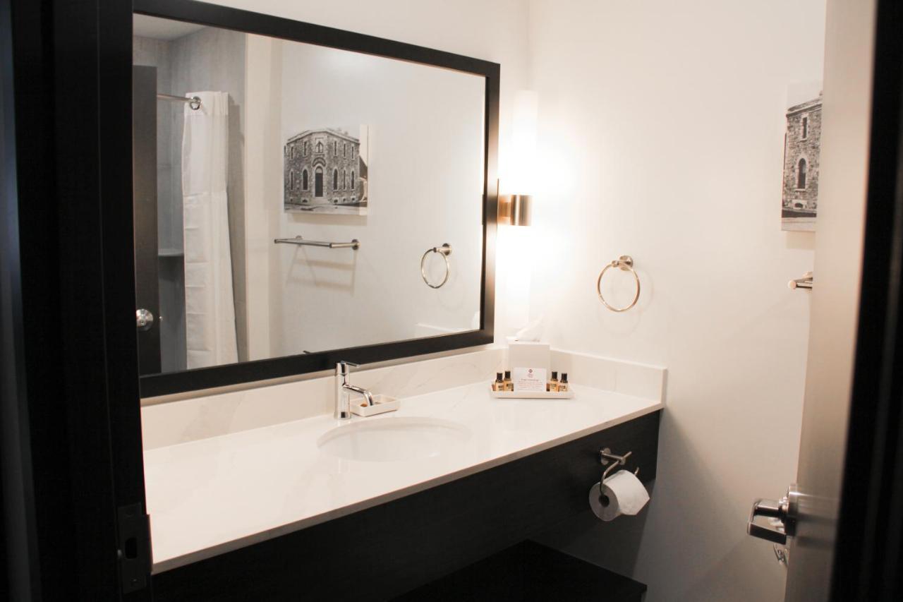 Best Western Plus Morden Luaran gambar