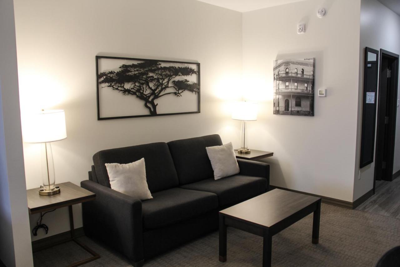 Best Western Plus Morden Luaran gambar